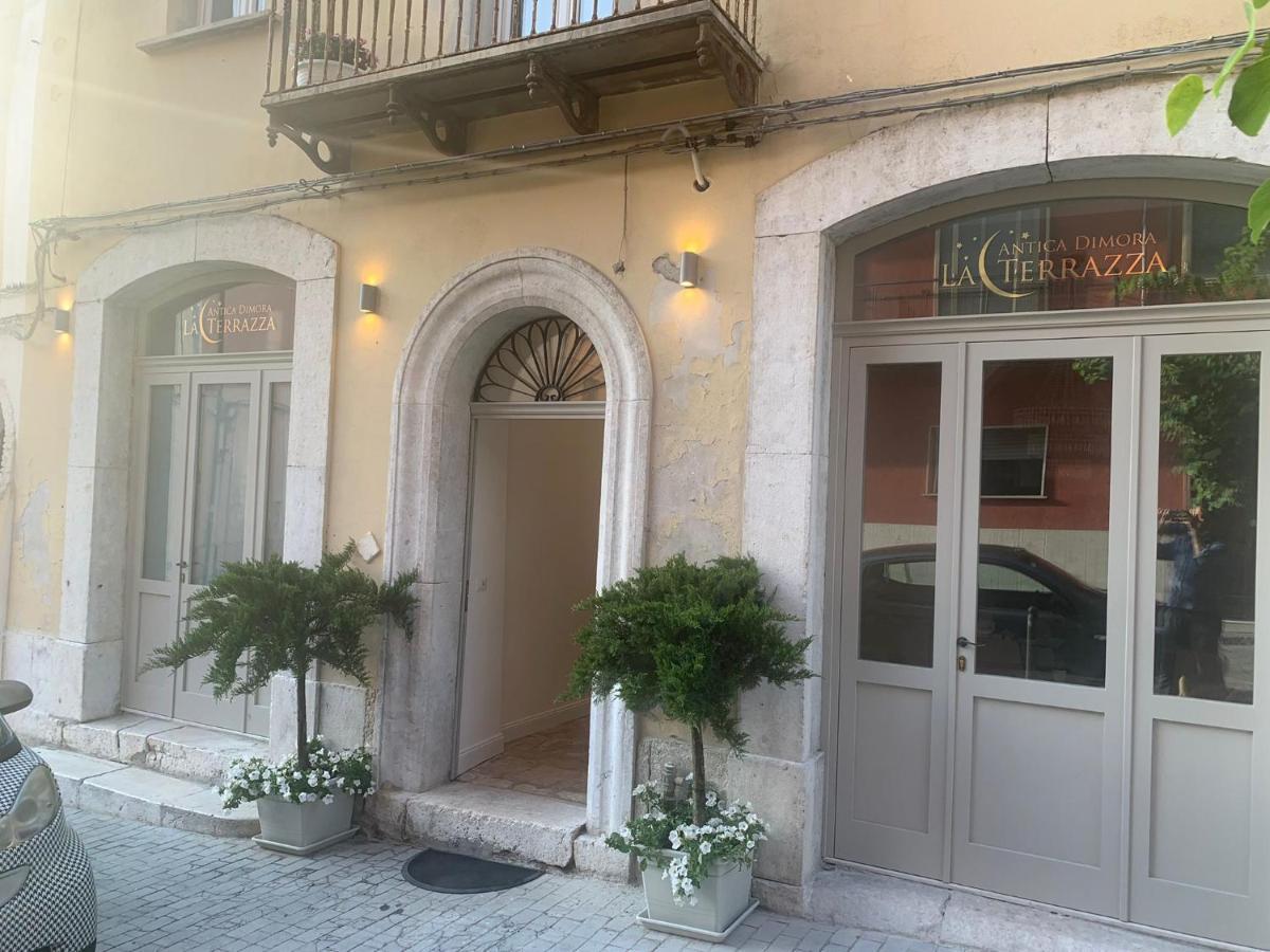 La Terrazza Antica Dimora Hotel กัมโปบัสโซ ภายนอก รูปภาพ