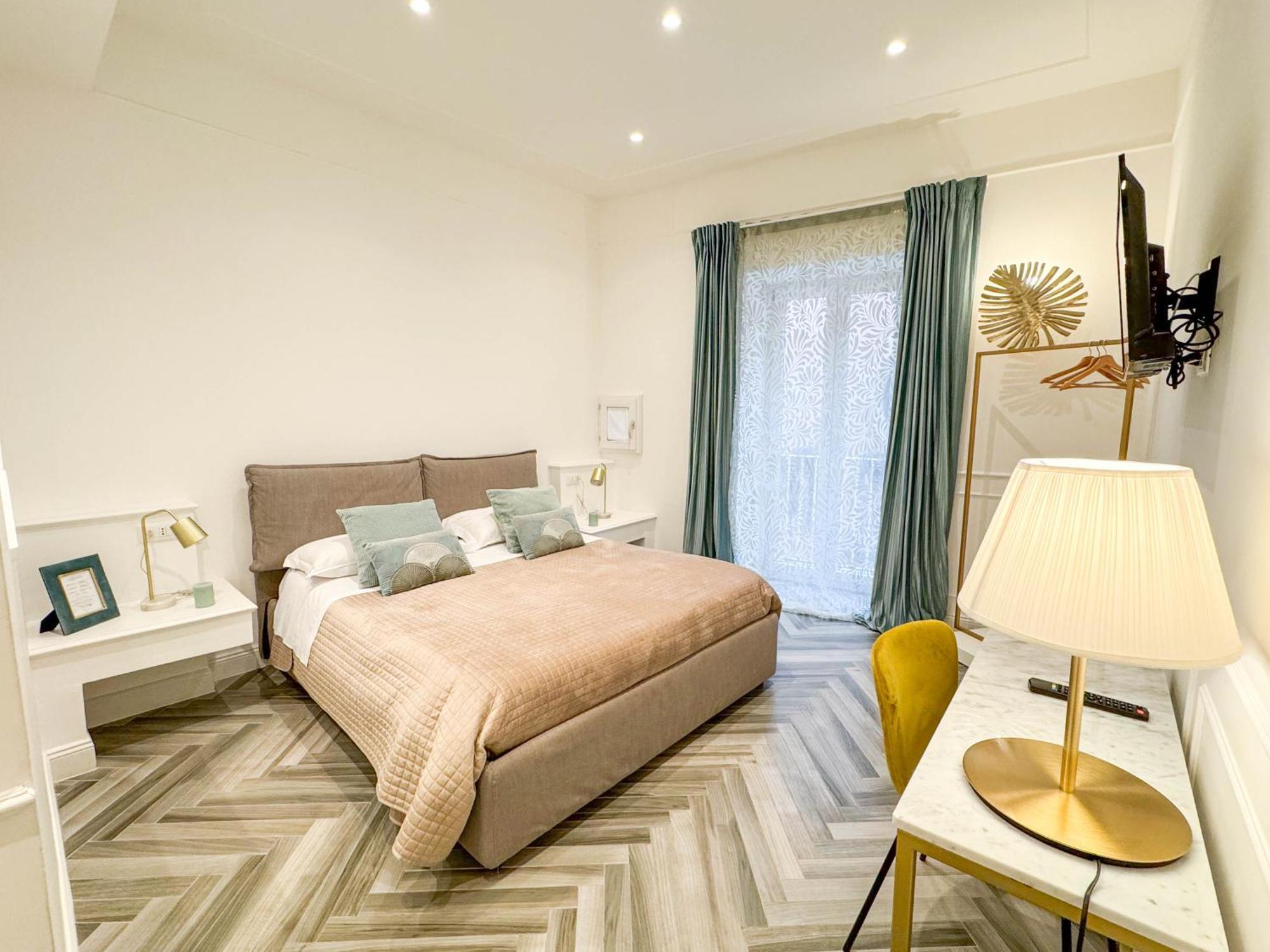 La Terrazza Antica Dimora Hotel กัมโปบัสโซ ภายนอก รูปภาพ